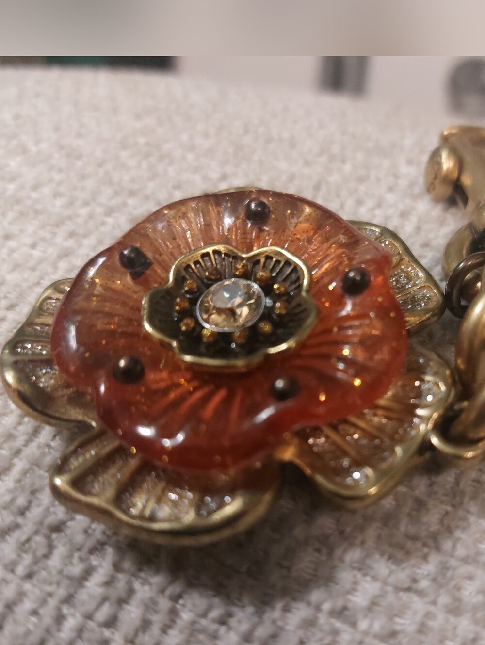 Coach 1941 Crystal Rivet Brass Swarvoski Limited Edition Tea Rose Bag Charm Key - Picture 2 of 6